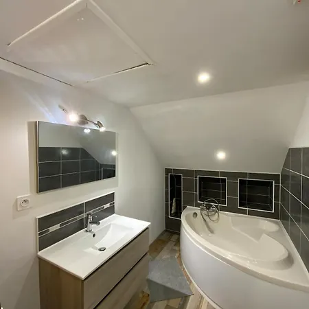 펜션 Le Hameau Des Anesses Courgains